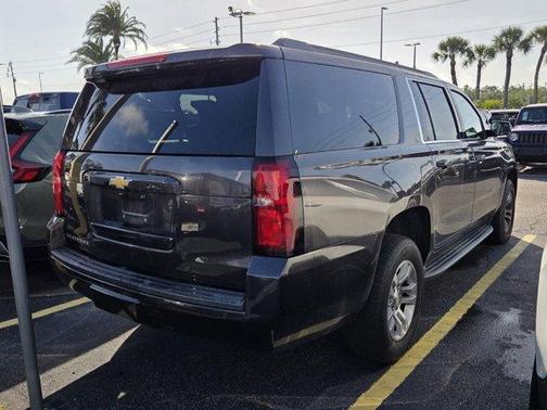 Tungsten Metallic 2018 Chevrolet Suburban LT
