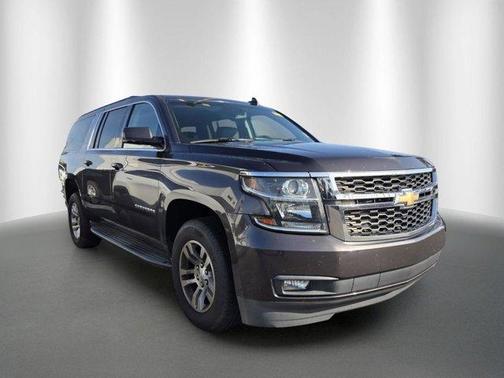 Tungsten Metallic 2018 Chevrolet Suburban LT