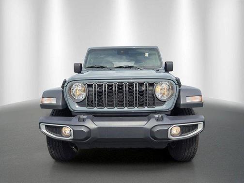 Anvil Clearcoat 2025 Jeep Gladiator Sport