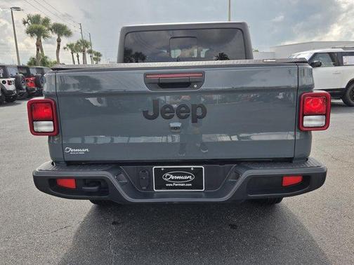 Anvil Clearcoat 2025 Jeep Gladiator Sport