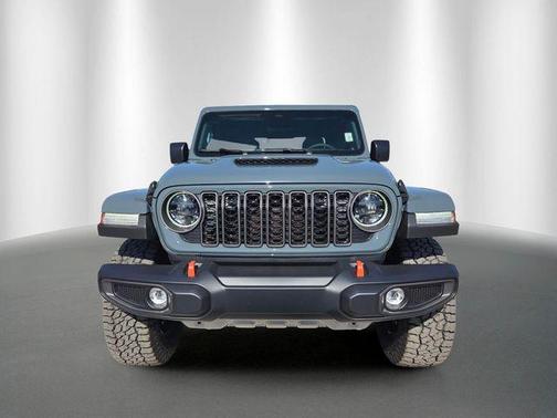 Anvil Clearcoat 2026 Jeep Gladiator Mojave