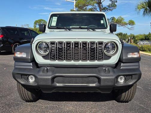 Earl Clearcoat 2026 Jeep Wrangler Sport