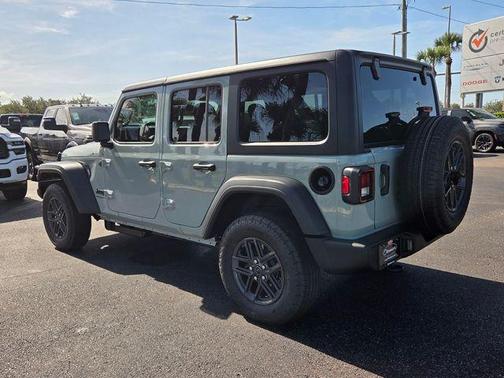 Earl Clearcoat 2026 Jeep Wrangler Sport