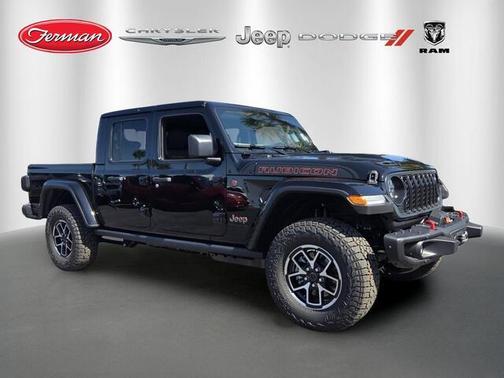 Black Clearcoat 2026 Jeep Gladiator Shadow Ops