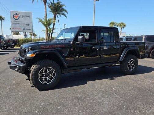 Black Clearcoat 2026 Jeep Gladiator Shadow Ops
