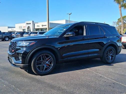 2025 Ford Explorer ST