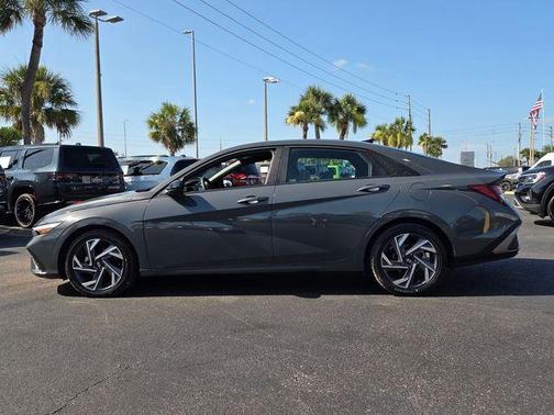 Gray 2025 Hyundai ELANTRA SEL Sport