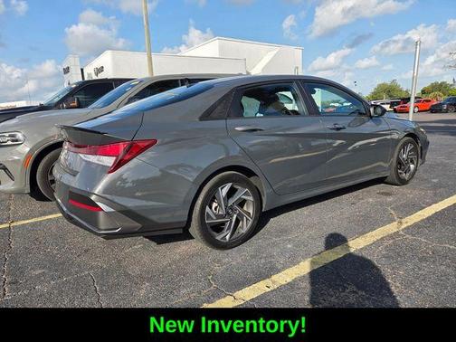 Gray 2025 Hyundai ELANTRA SEL Sport