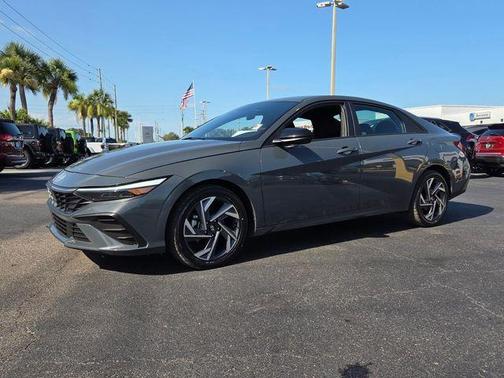 Gray 2025 Hyundai ELANTRA SEL Sport