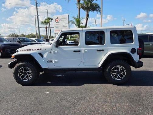 Bright White Clearcoat 2026 Jeep Wrangler Rubicon