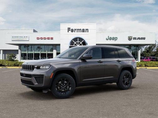 Metallic 2026 Jeep Grand Cherokee Laredo