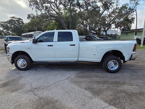 Bright White Clearcoat 2026 RAM 3500 Tradesman