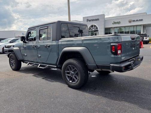 Anvil Clearcoat 2025 Jeep Gladiator Sport
