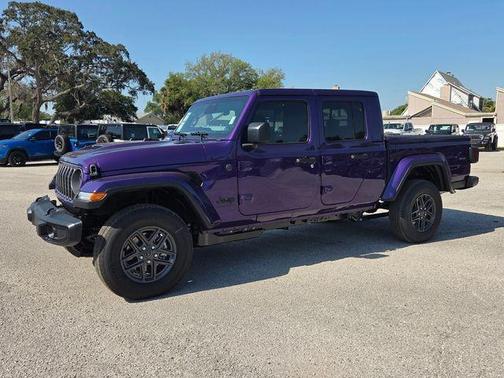 REIGN 2026 Jeep Gladiator Sport