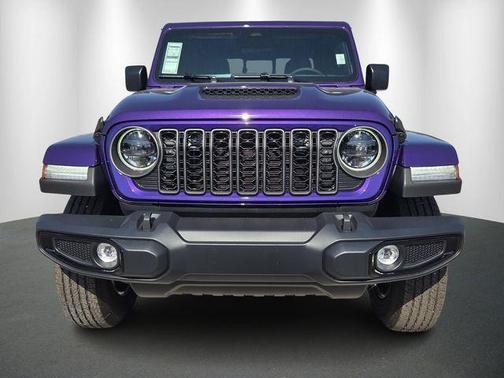 REIGN 2026 Jeep Gladiator Sport