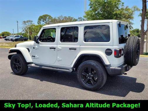 2022 Jeep Wrangler Unlimited Sahara Altitude