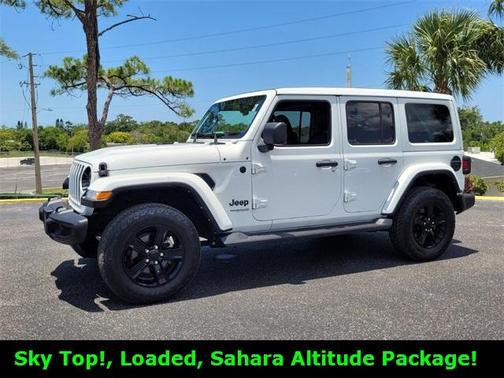 2022 Jeep Wrangler Unlimited Sahara Altitude