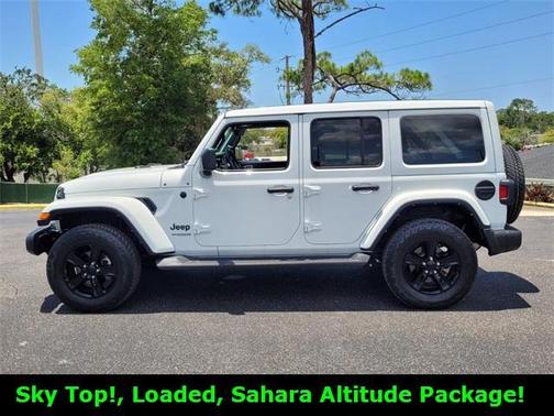 2022 Jeep Wrangler Unlimited Sahara Altitude