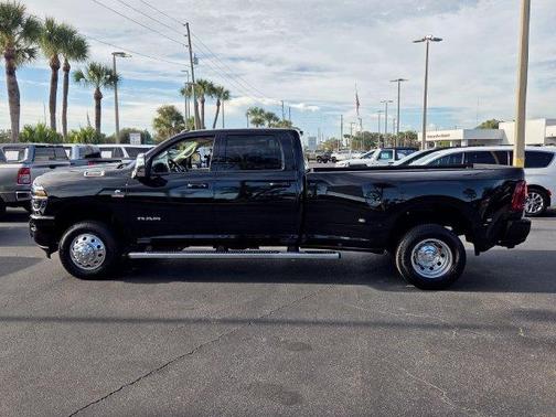 Diamond Black 2025 RAM 3500 Laramie