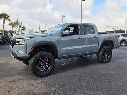 Boulder Gray Metallic 2024 Nissan Frontier PRO-4X