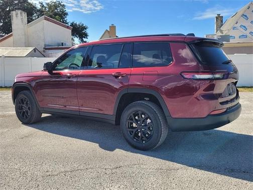 2025 Jeep Grand Cherokee L Laredo