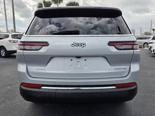 2023 Jeep Grand Cherokee L Laredo