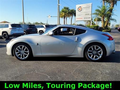 2014 Nissan 370Z Touring