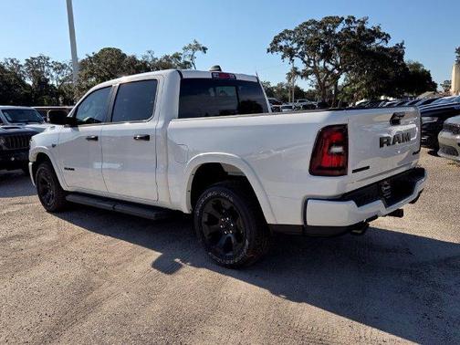 Bright White Clearcoat 2027 RAM 1500 Big Horn/Lone Star