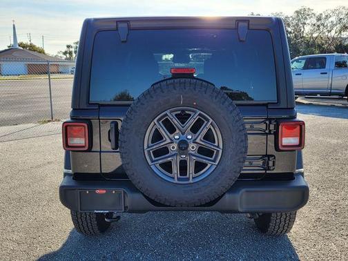 Black Clearcoat 2026 Jeep Wrangler Sport