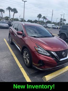 Red 2019 Nissan Murano SL