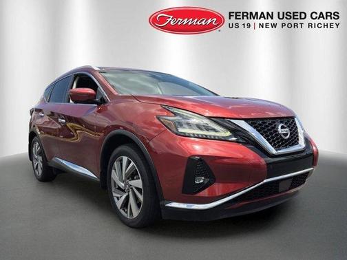Red 2019 Nissan Murano SL