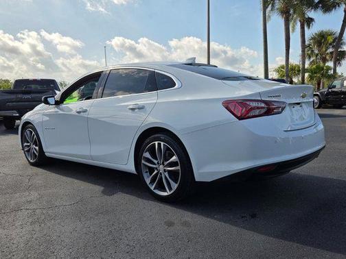 Summit White 2023 Chevrolet Malibu 2LT
