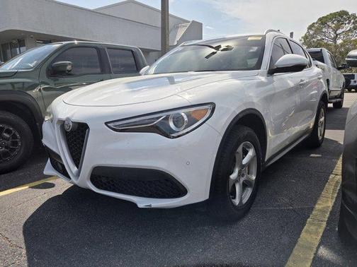 Alfa White 2019 Alfa Romeo Stelvio Base