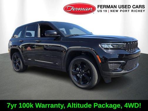 Diamond Black 2023 Jeep Grand Cherokee Altitude