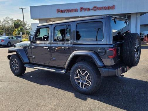 2025 Jeep Wrangler Sahara