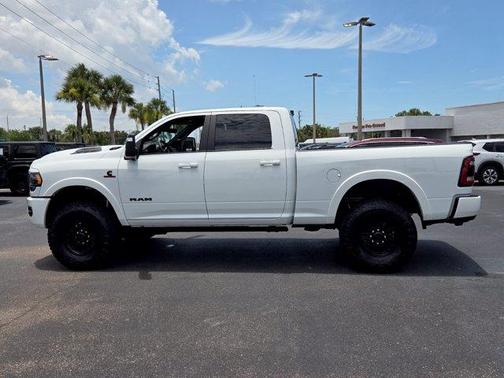 Bright White Clearcoat 2023 RAM 2500 Limited
