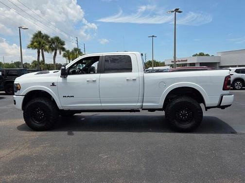 Bright White Clearcoat 2023 RAM 2500 Limited