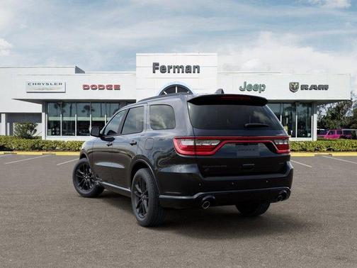 DB Black Crystal Clearcoat 2026 Dodge Durango GT
