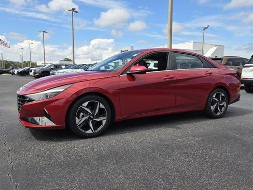 Scarlet Red Pearl 2023 Hyundai ELANTRA Limited