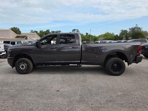 Granite Crystal Clearcoat Metallic 2026 RAM 3500 Laramie