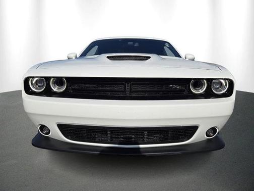 White Knuckle Clearcoat 2023 Dodge Challenger R/T