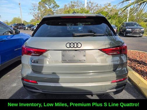 Chronos Gray Metallic 2024 Audi Q3 45 S line Premium