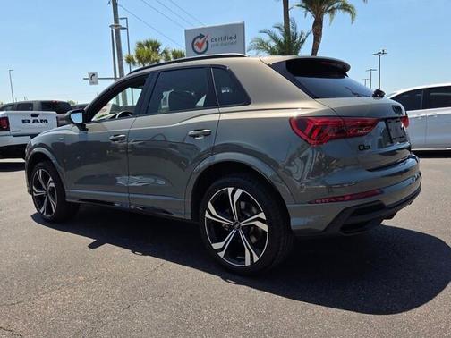 2024 Audi Q3 45 S line Premium