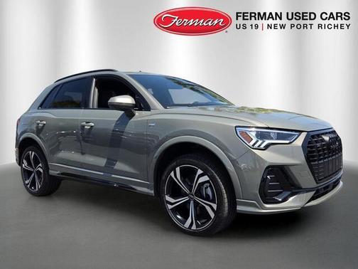 2024 Audi Q3 45 S line Premium