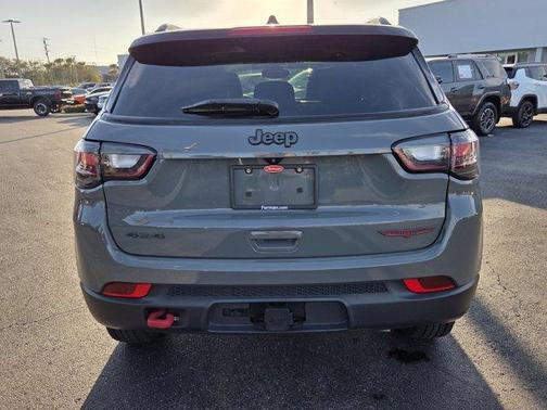 2022 Jeep Compass Trailhawk