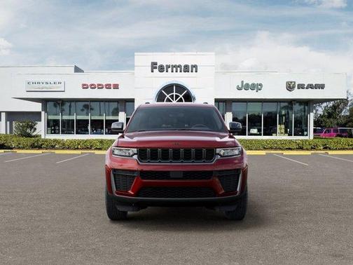Velvet Red Pearlcoat 2026 Jeep Grand Cherokee Laredo