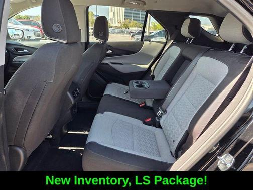 Mosaic Black Metallic 2023 Chevrolet Equinox LS