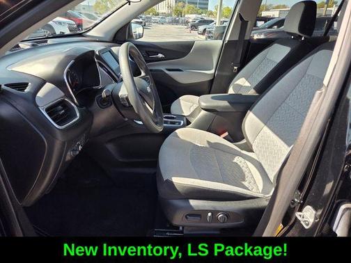 Mosaic Black Metallic 2023 Chevrolet Equinox LS