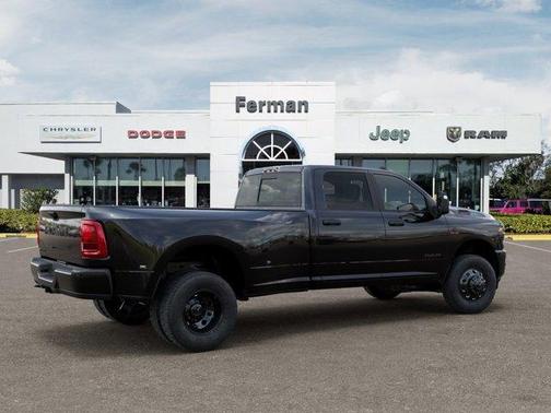 Diamond Black 2026 RAM 3500 Big Horn