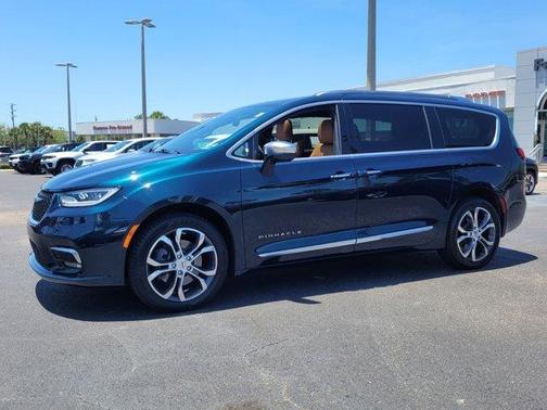 2022 Chrysler Pacifica Pinnacle